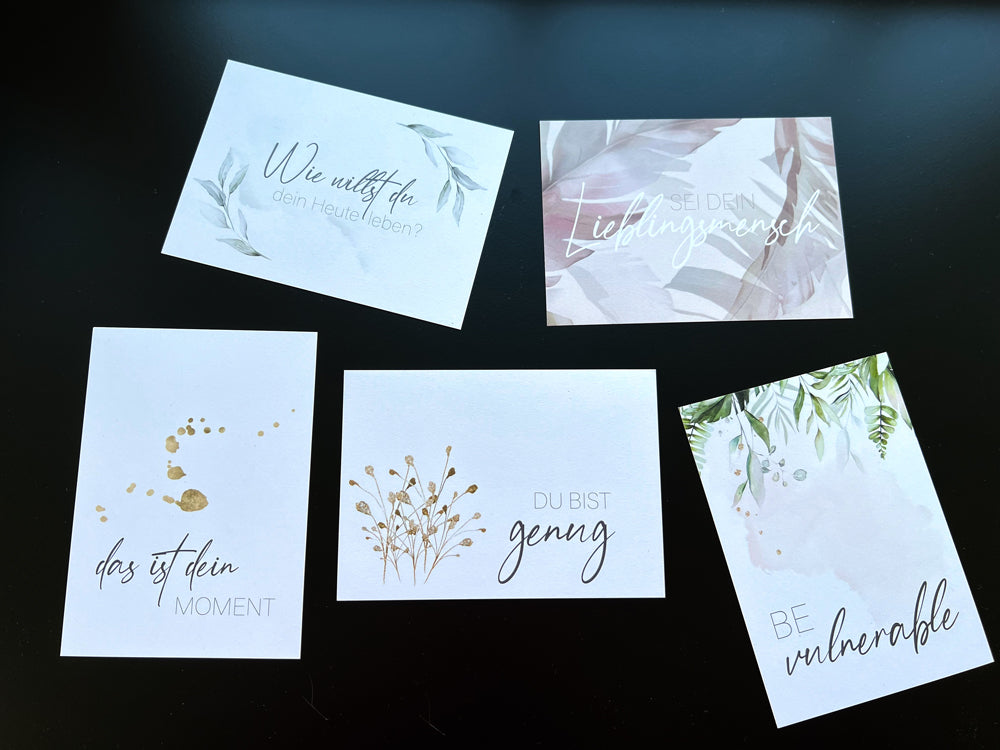 Stimmungsbild zur Reihe »Vielleicht« von A.D. WiLK: Postkartenset.