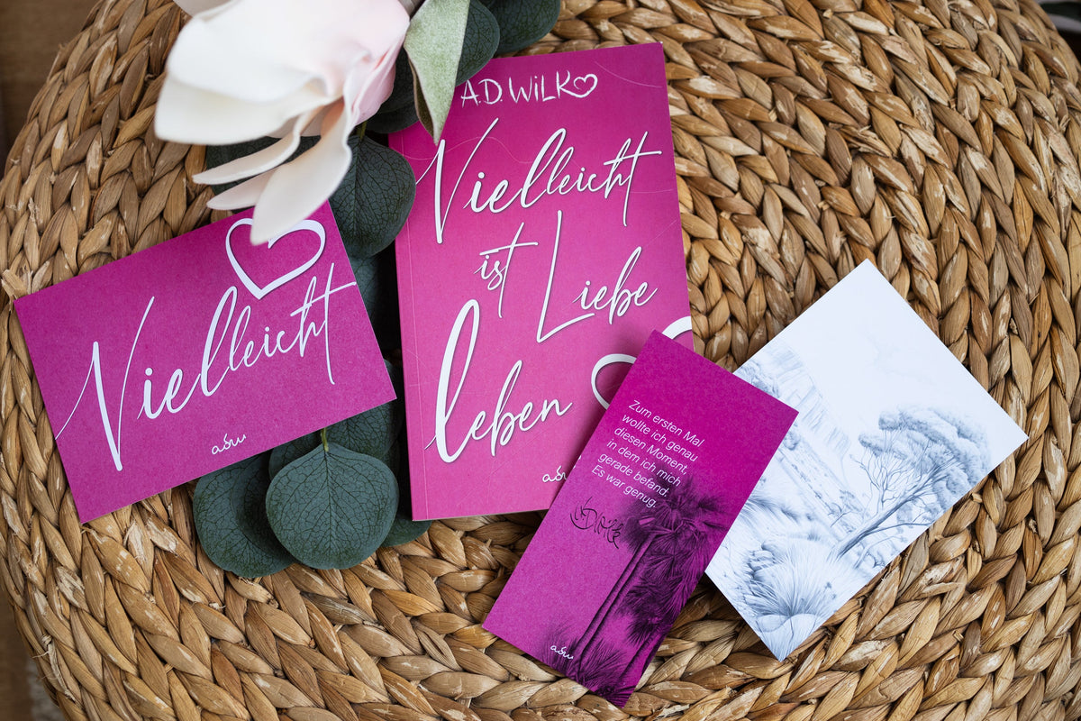 Taschenbuch »Vielleicht ist Liebe Leben« von A.D. WiLK, in Szene gesetzt.